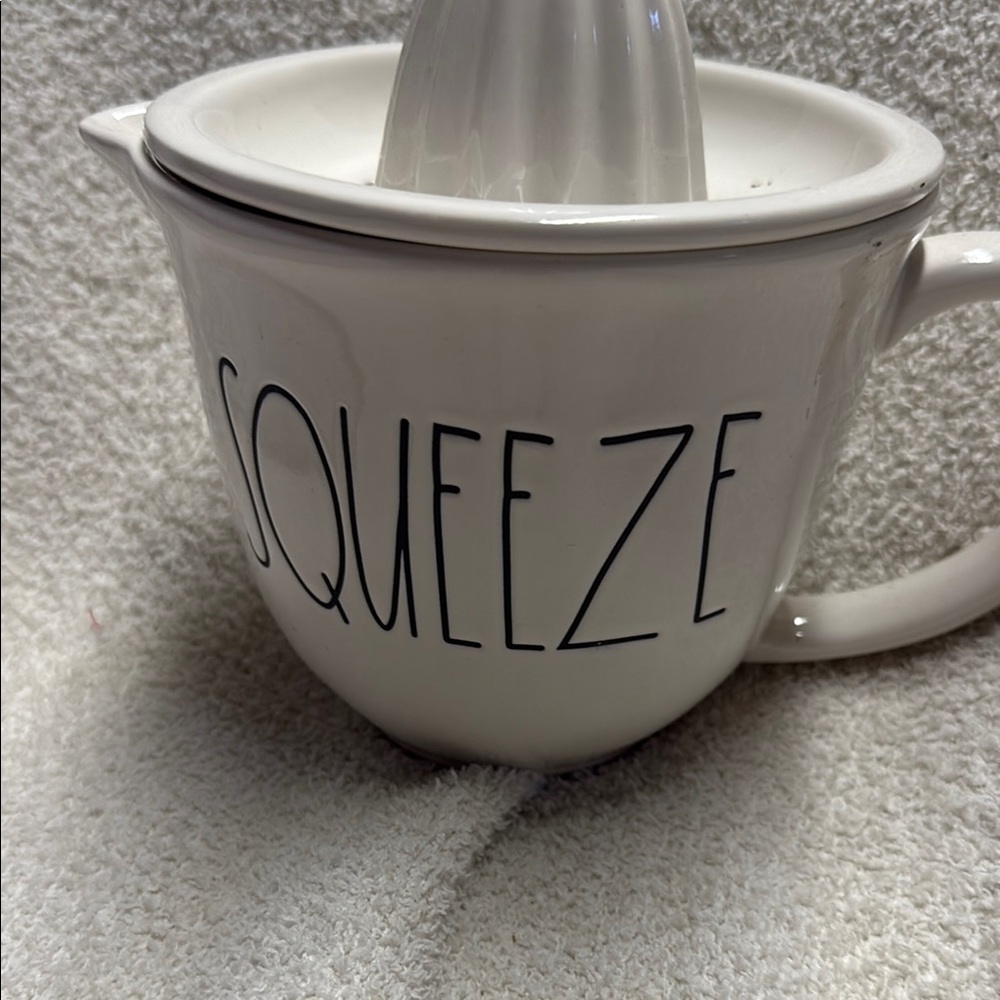 Rae Dunn White Ceramic "SQUEEZE" Citrus Juicer